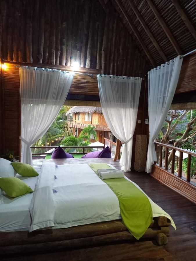 הוילה Batununggul Gading Tree House מראה חיצוני תמונה