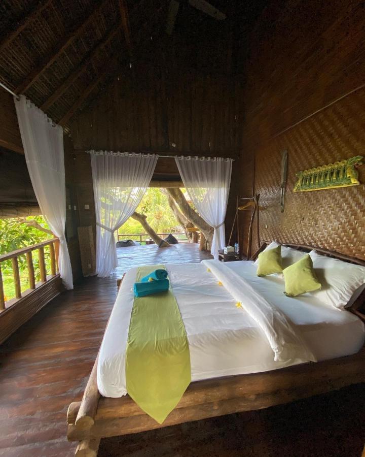 הוילה Batununggul Gading Tree House מראה חיצוני תמונה