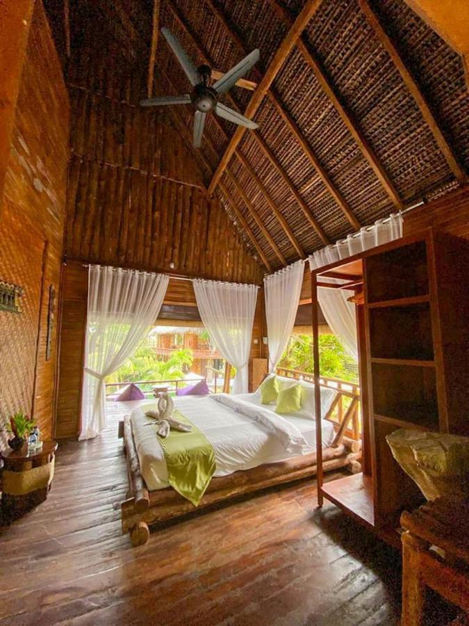 הוילה Batununggul Gading Tree House מראה חיצוני תמונה
