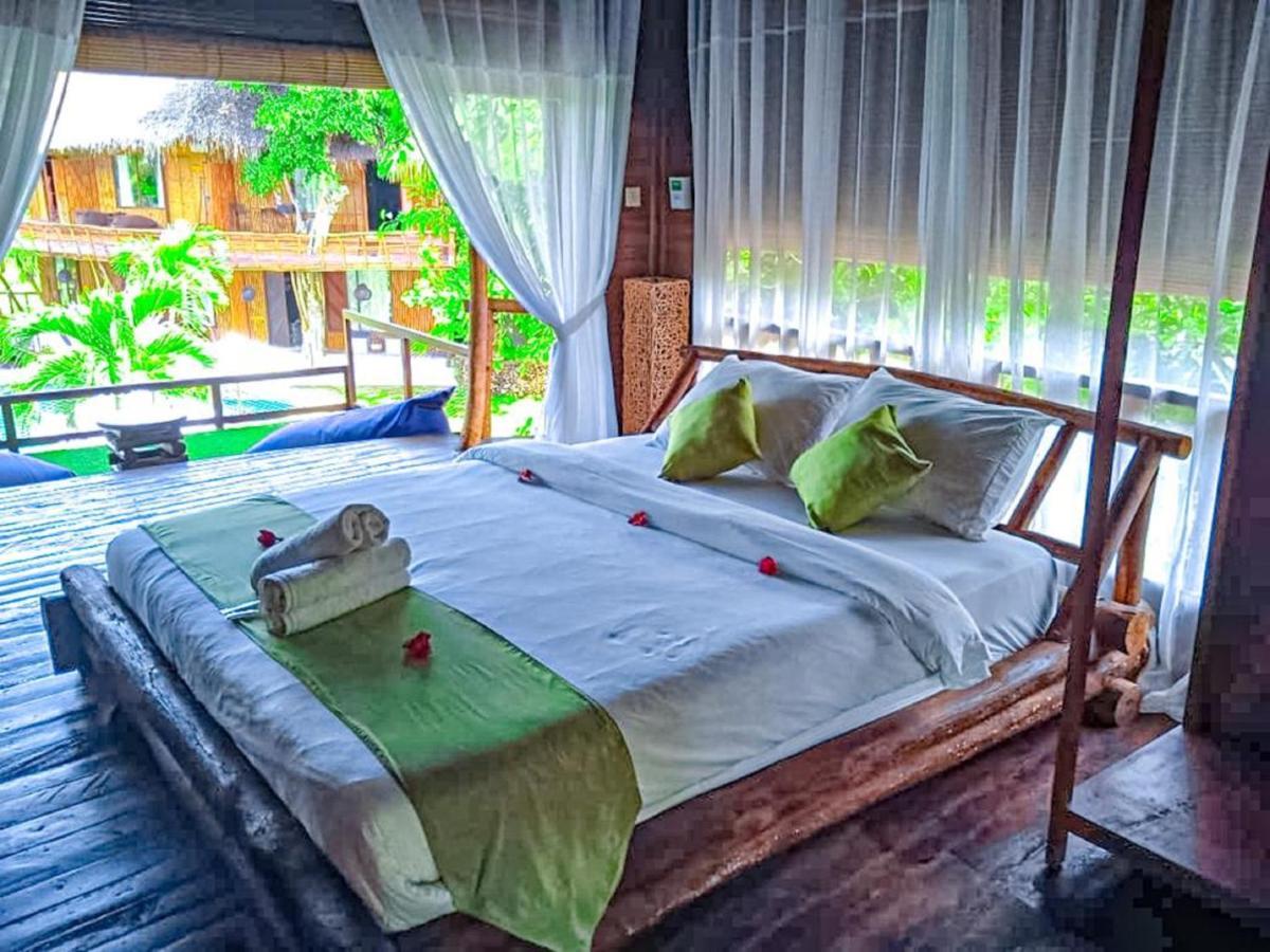 הוילה Batununggul Gading Tree House מראה חיצוני תמונה