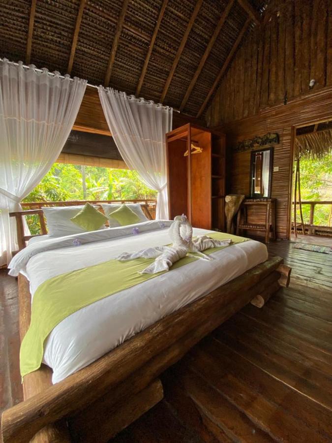 הוילה Batununggul Gading Tree House מראה חיצוני תמונה
