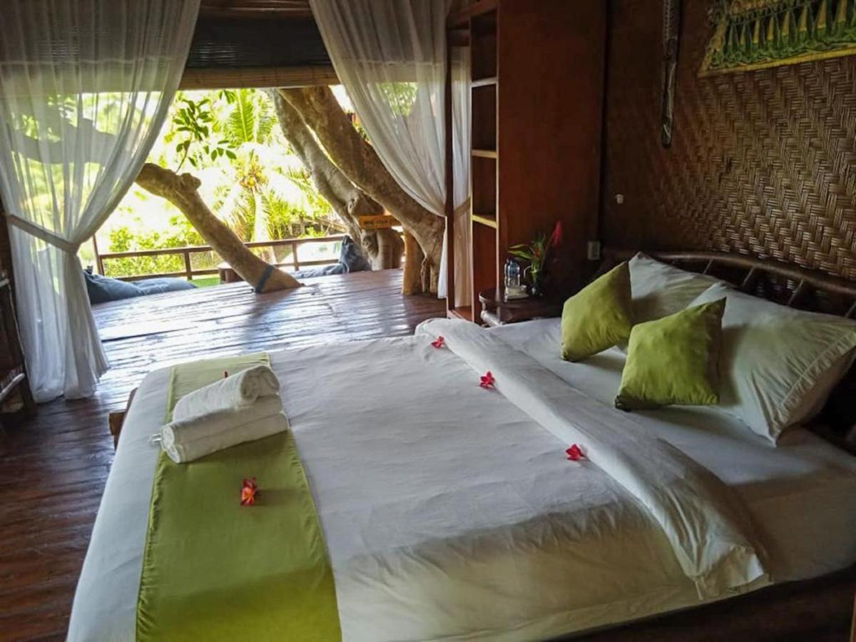 הוילה Batununggul Gading Tree House מראה חיצוני תמונה