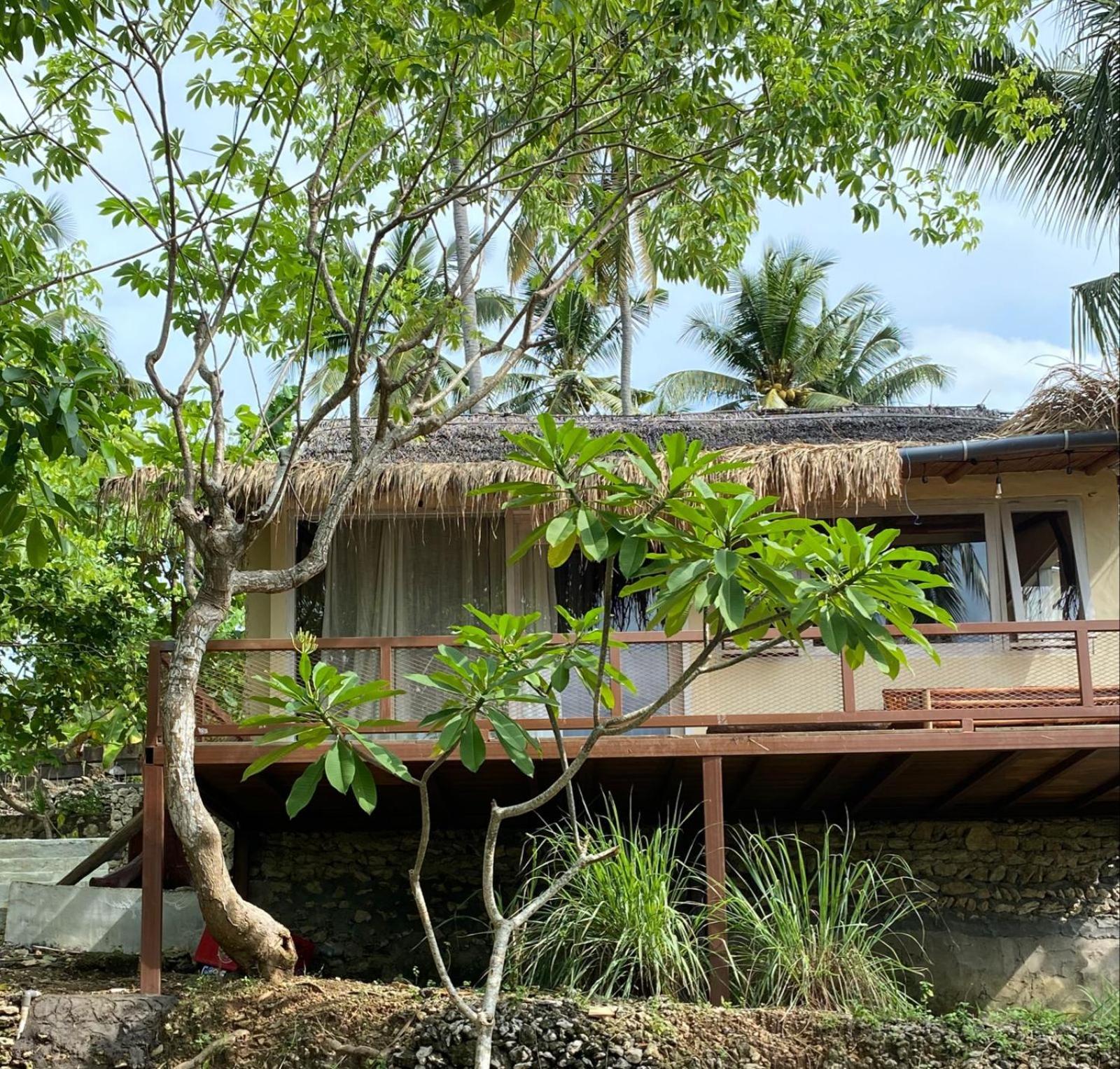 הוילה Batununggul Gading Tree House מראה חיצוני תמונה