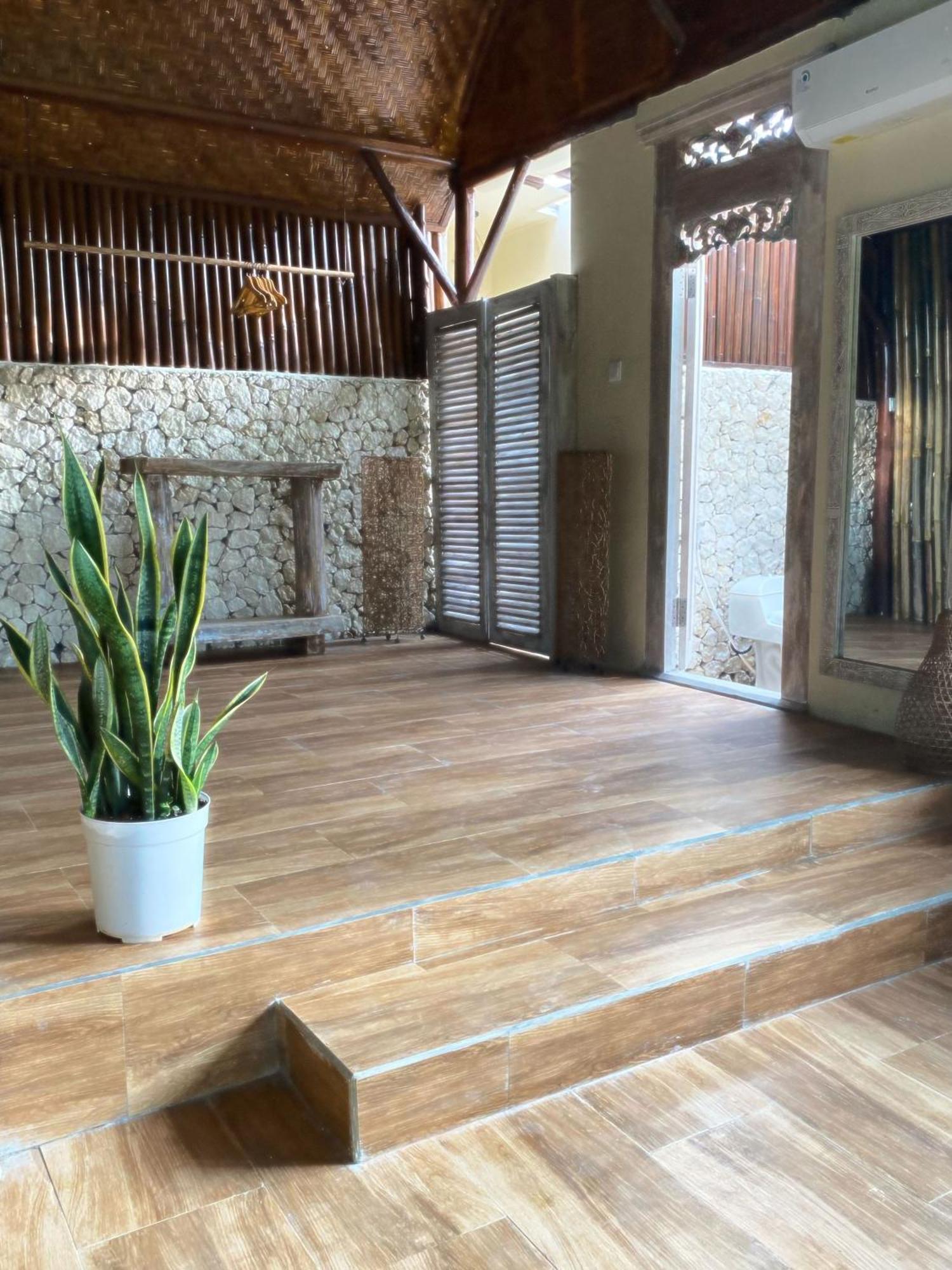 הוילה Batununggul Gading Tree House מראה חיצוני תמונה