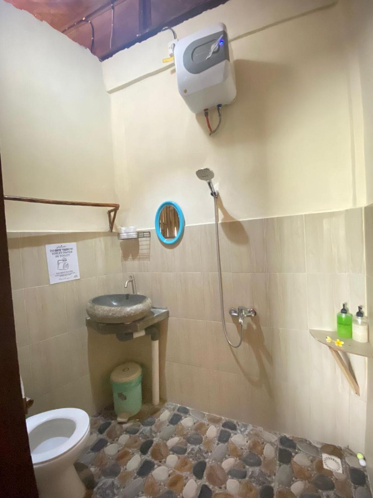 הוילה Batununggul Gading Tree House מראה חיצוני תמונה